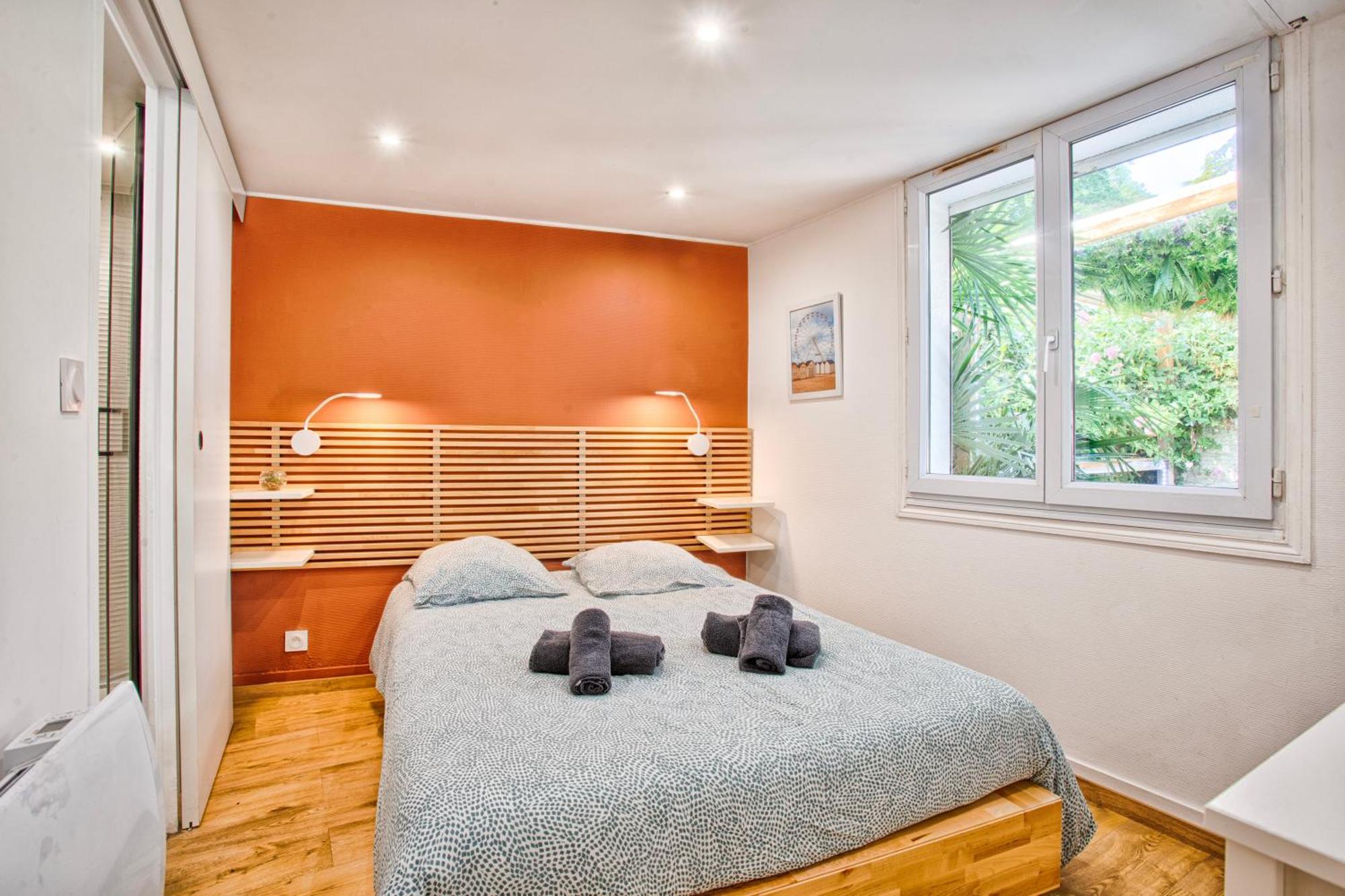Appartement Fraichement Renovee - Jacuzzi Au Coeur De Caen Eksteriør bilde